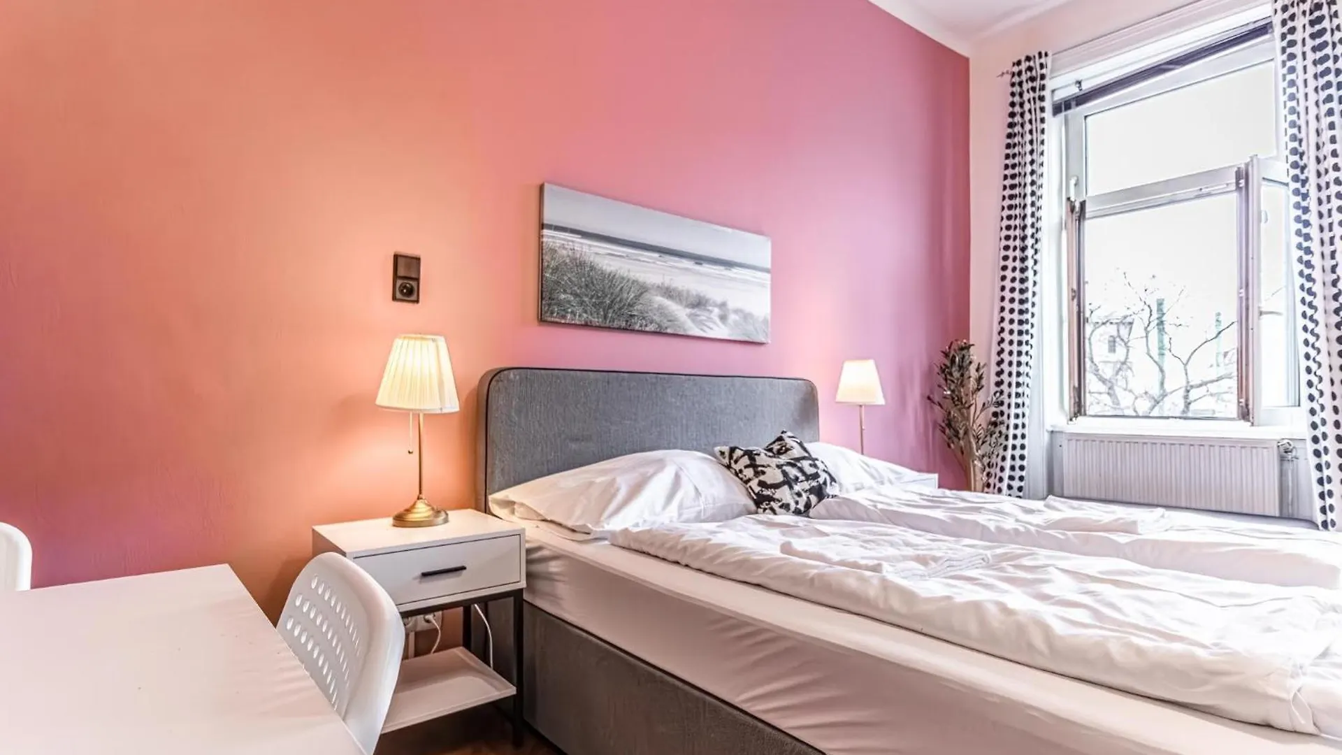 Apartament Lovely 1Br Apt. Near Akh Hospital Wiedeń