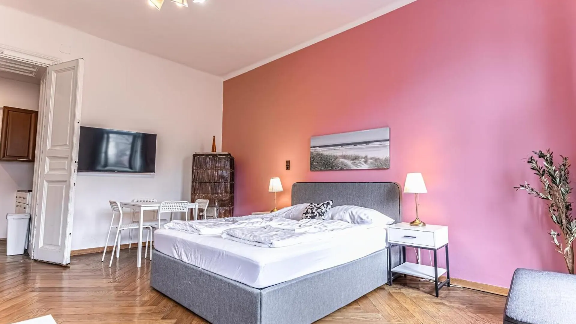 Lovely 1Br Apt. Near Akh Hospital Wiedeń